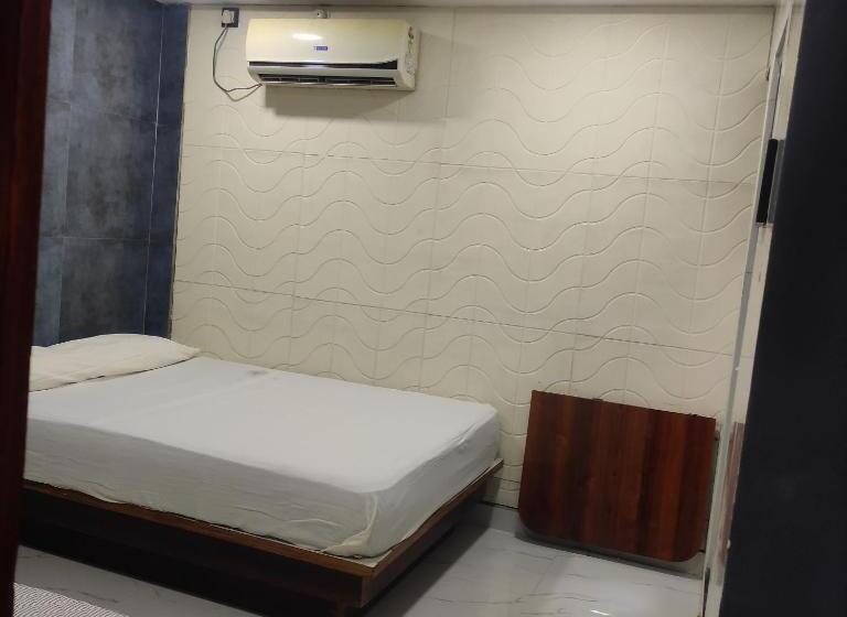 Семейный Номер Deluxe, Hyton Grand