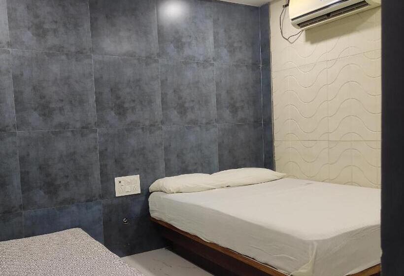 Семейный Номер Deluxe, Hyton Grand