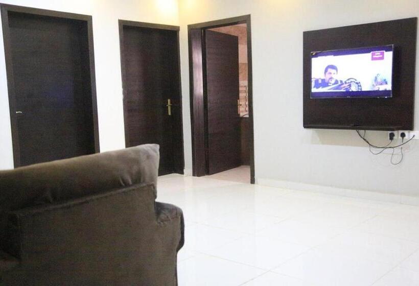 آپارتمان 2 خوابه, Narjess Jazan Furnished