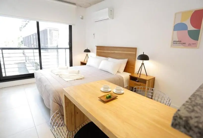 اتاق لوکس, Own Belgrano Studios & Suites
