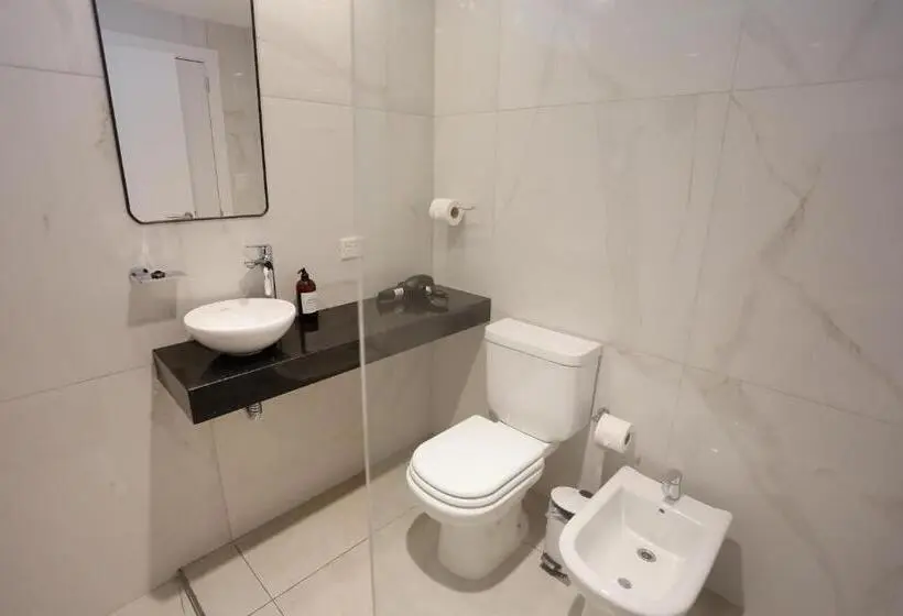 سوییت جونیور با بالکن, Own Belgrano Studios & Suites