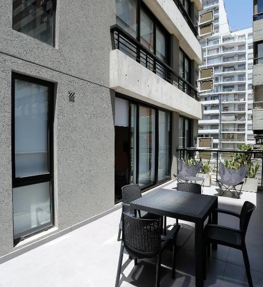 سوئیت با بالکن, Own Belgrano Studios & Suites