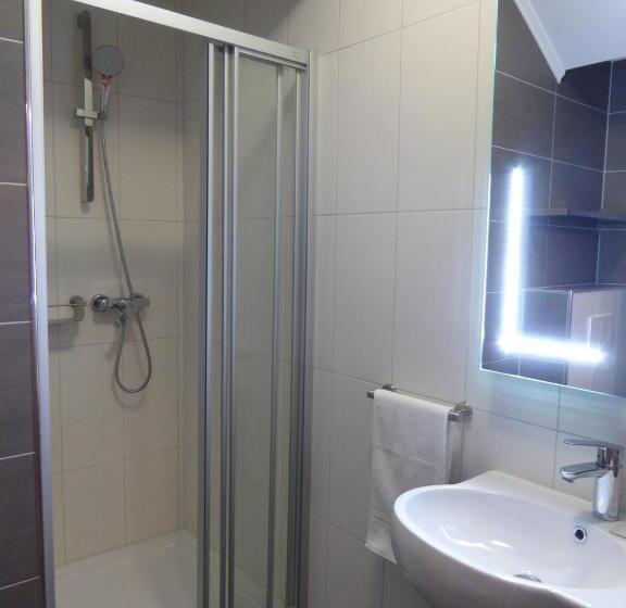 إستوديو قياسى سرير كينج, Appart Hotel Gwendy