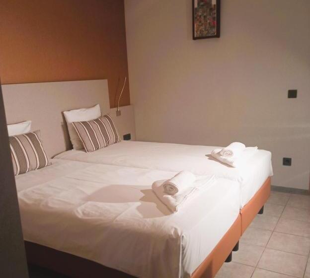 غرفة قياسية, Appart Hotel Gwendy