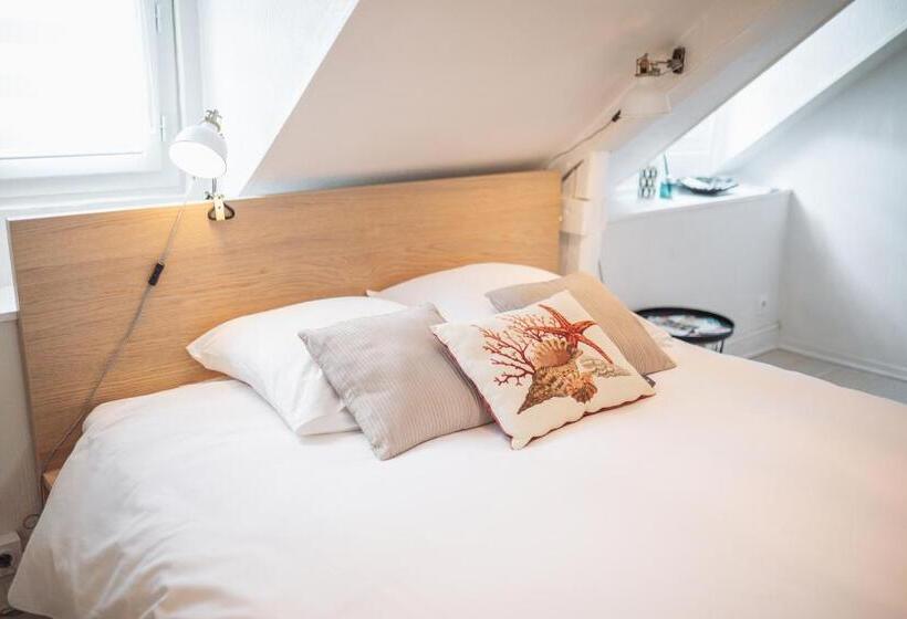 Номер Стандарт, Clementines House Honfleur
