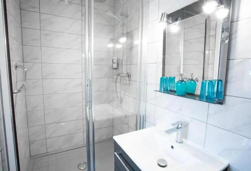 اتاق استاندارد در طبقه همکف, Clementines House Honfleur