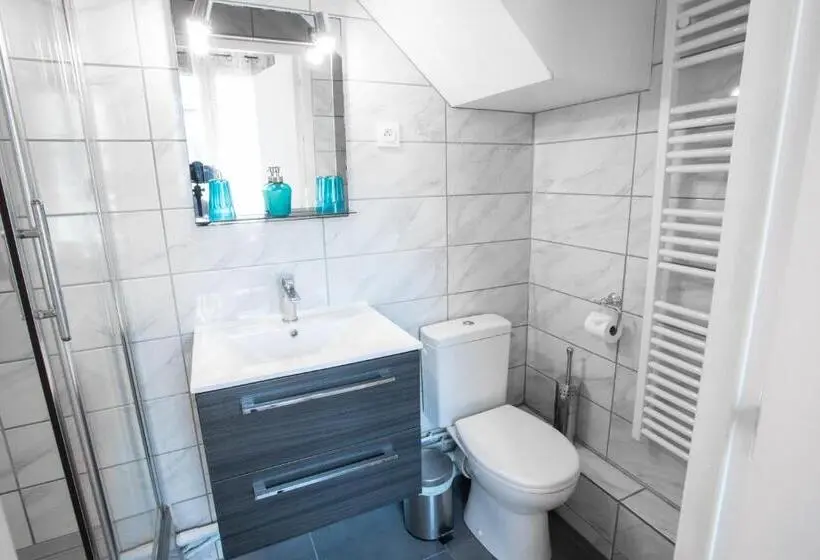 اتاق استاندارد در طبقه همکف, Clementines House Honfleur