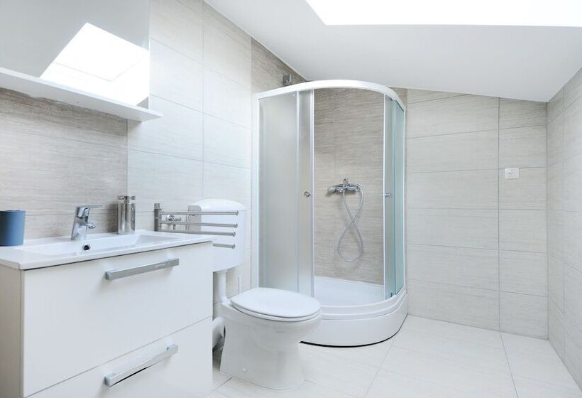 带海景的标准工作室, Apartments Hills