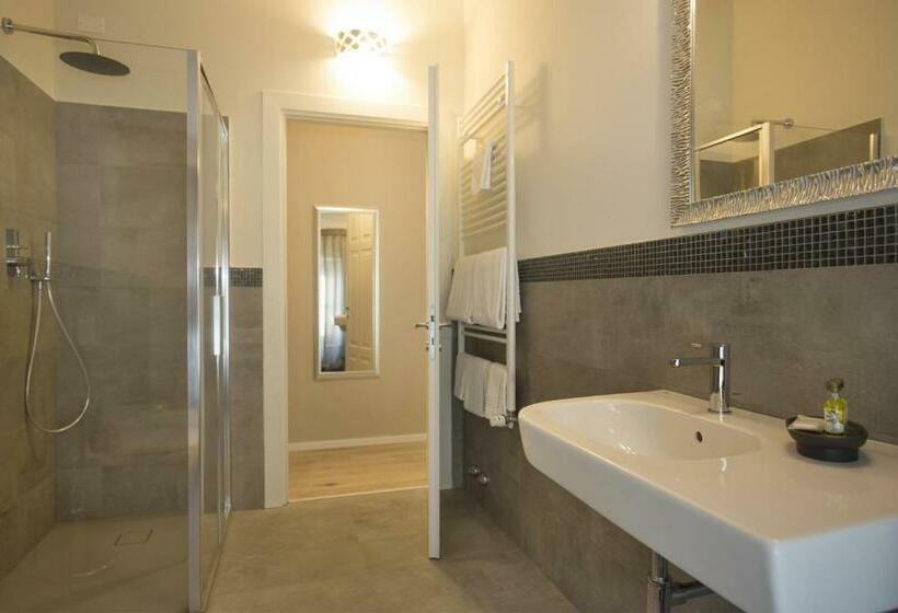 اتاق لوکس, B&b Villa Anna