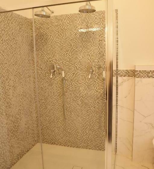 سوییت خانوادگی, B&b Villa Anna