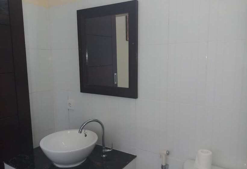 غرفة قياسية مطلّة علي الحديقة, Bintang Beach Villa