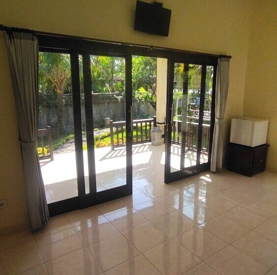 غرفة قياسية مطلّة علي الحديقة, Bintang Beach Villa