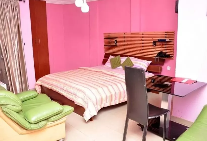 اتاق رویال, Encore Lagos Hotels & Suites