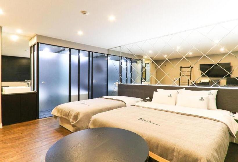 اتاق استاندارد, Louis