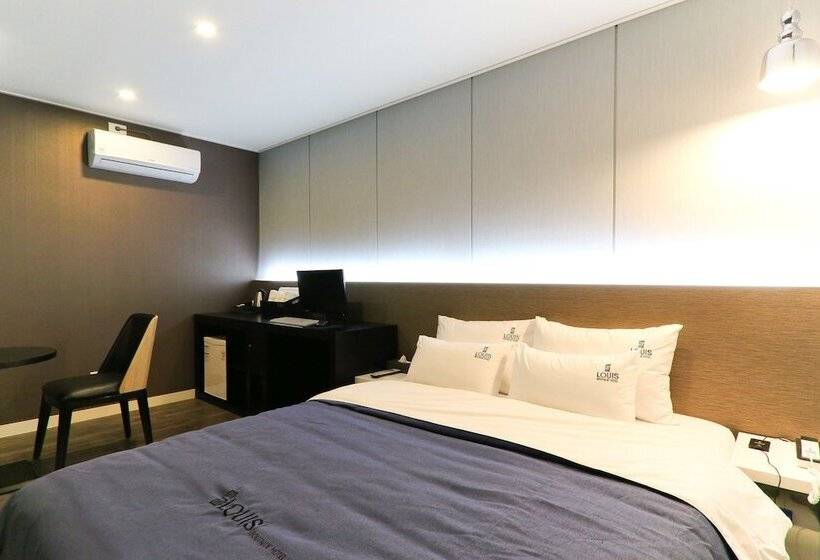 اتاق استاندارد, Louis