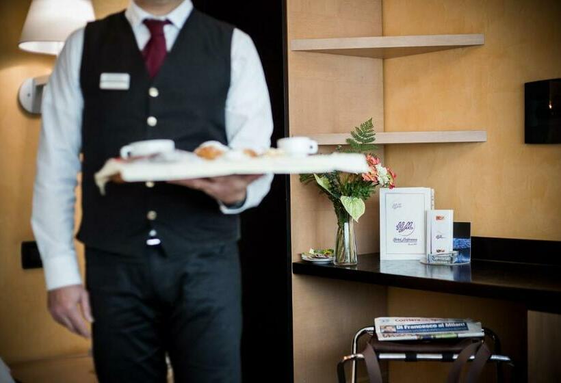 חדר סטנדרט, Majorana