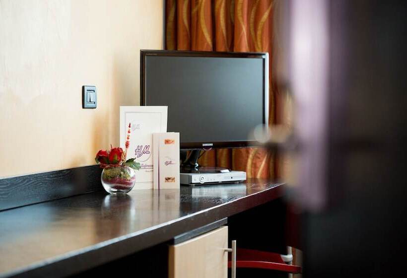 חדר סטנדרט, Majorana