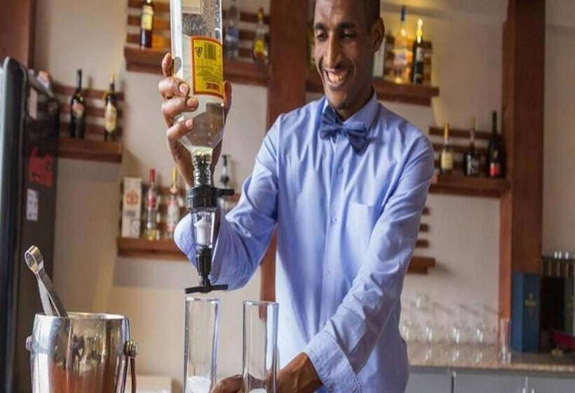 اتاق استاندارد یک نفره, Park Lane Addis