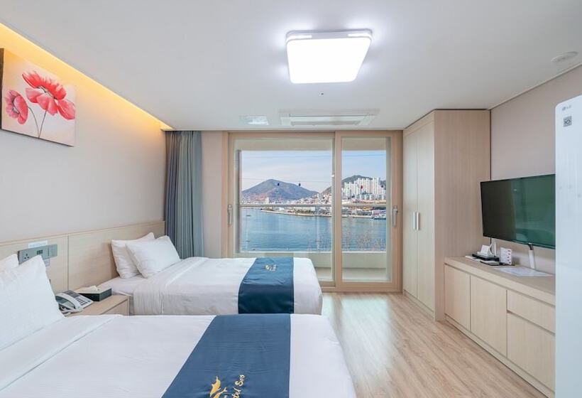 חדר דלוקס נוף לים, The Hotel Soo