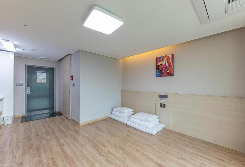 חדר סטנדרט, The Hotel Soo