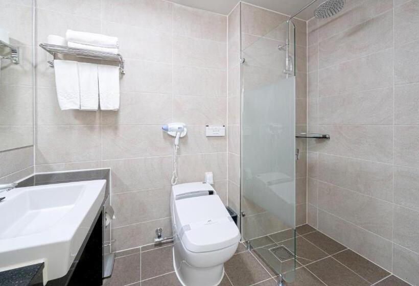 חדר דלוקס נוף לים, The Hotel Soo