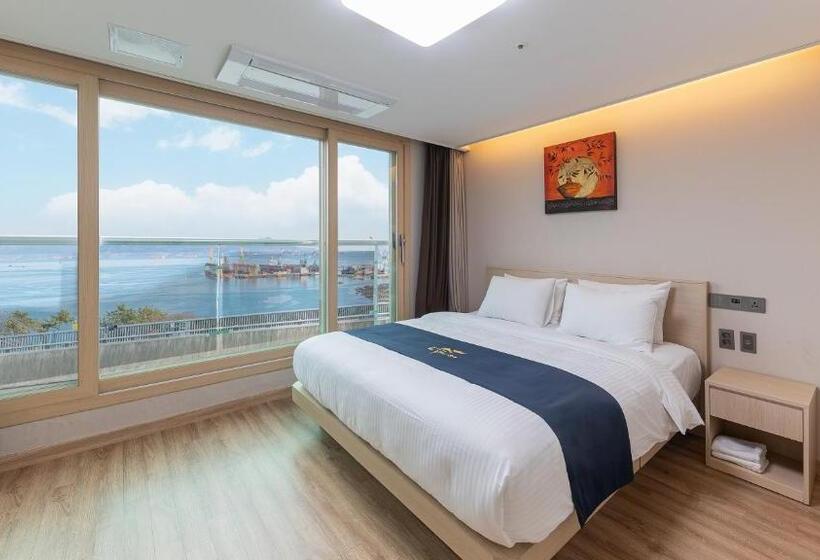 סוויטת דלוקס נוף לים, The Hotel Soo