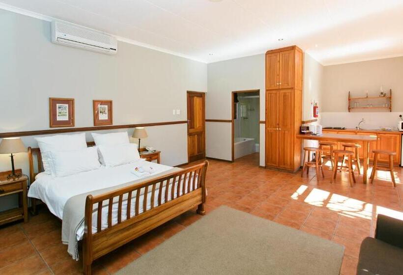Хижина, Beaufort Manor Country Lodge