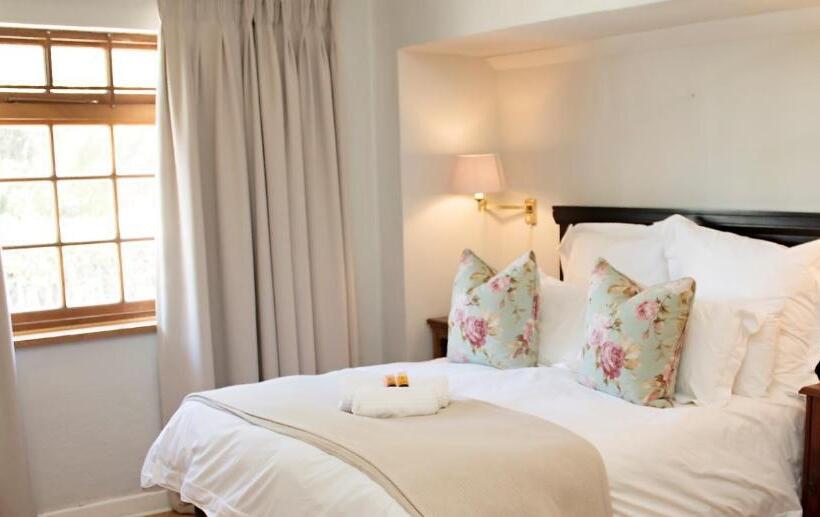 デラックスルーム, Beaufort Manor Country Lodge