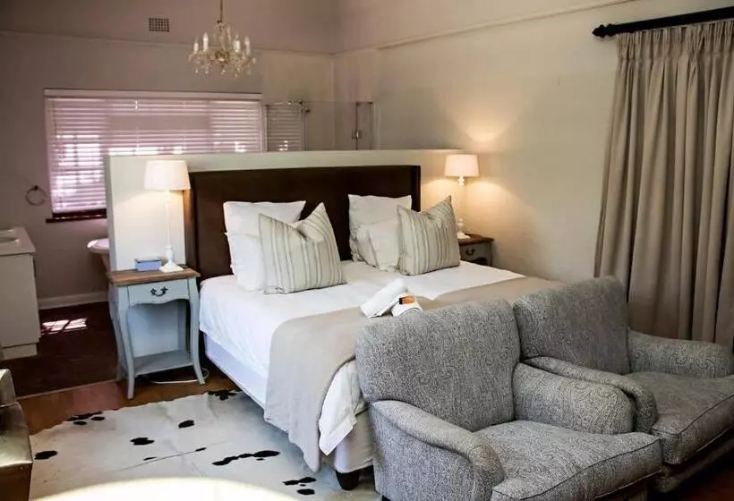 スーペリアールーム, Beaufort Manor Country Lodge