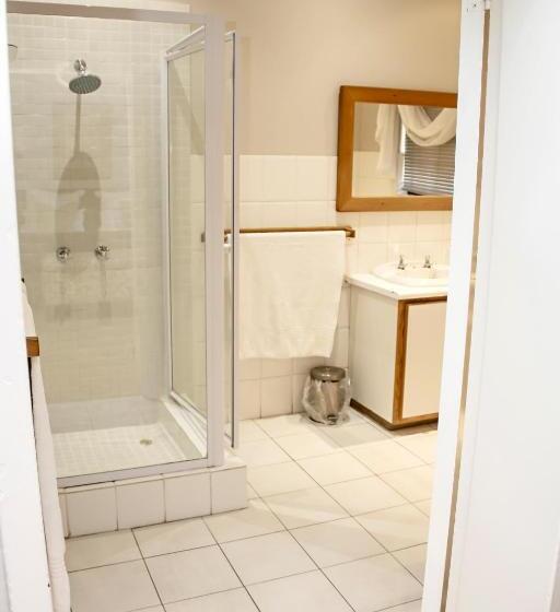 キングサイズベッドのスタンダードルーム, Beaufort Manor Country Lodge