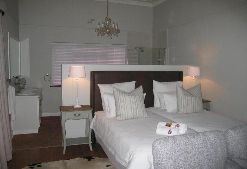 スーペリアールーム, Beaufort Manor Country Lodge