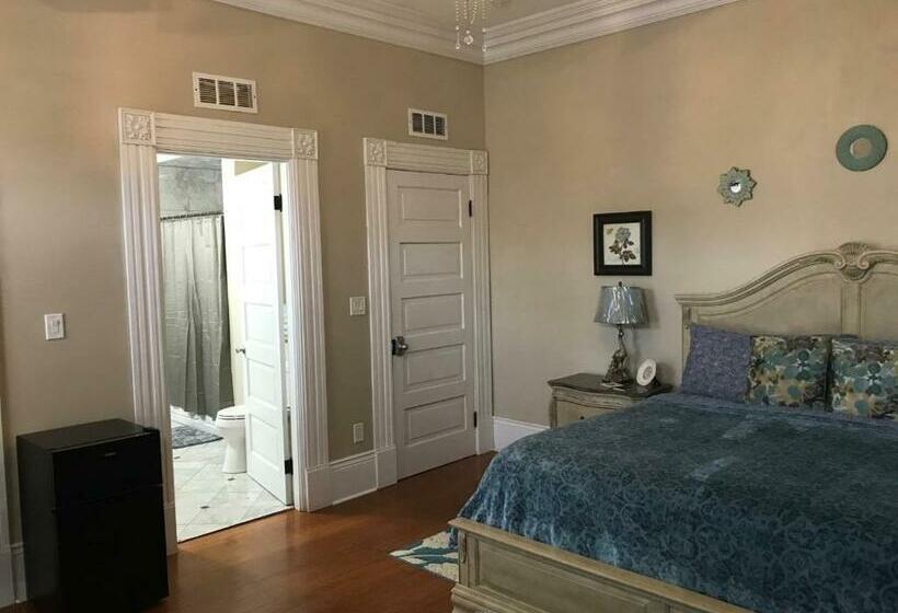 سوئیت با بالکن, Wg Creole House 1850