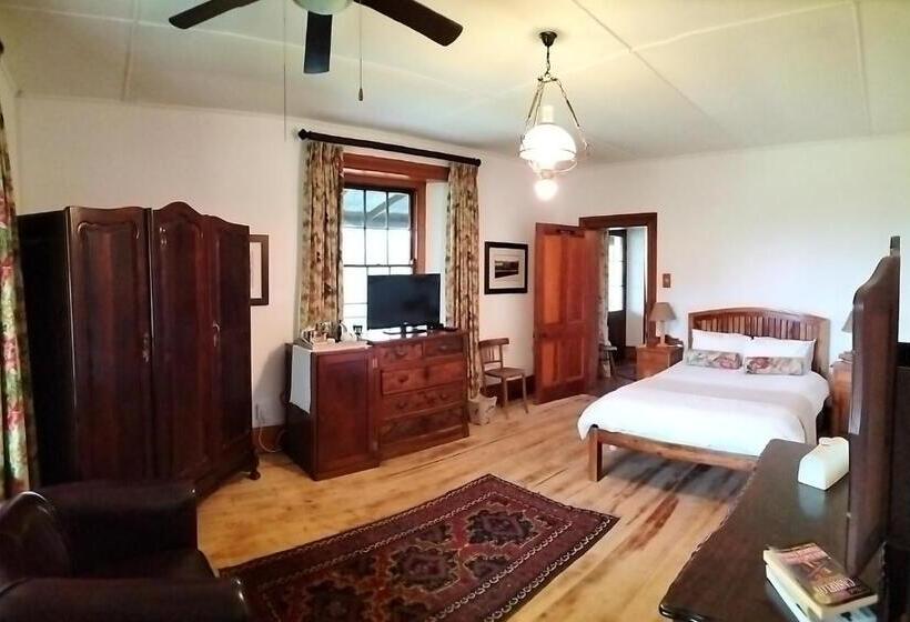 Дом 3 Спальни, Swartvlei Guest Farm