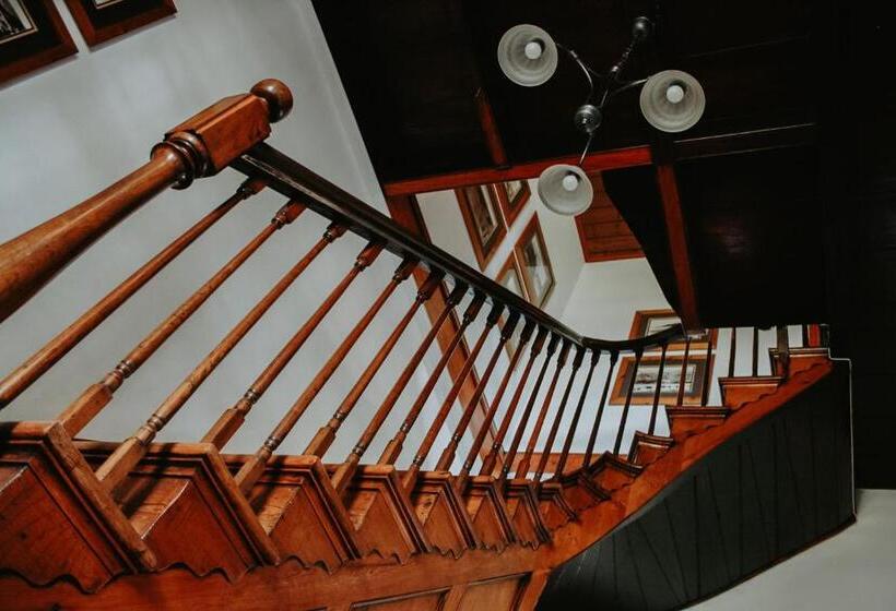 Дом 3 Спальни, Swartvlei Guest Farm