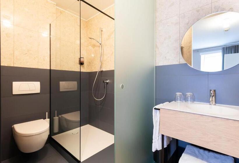 اتاق اکونومی, -restaurant Beim Schlass