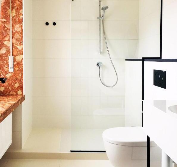 اتاق لوکس با بالکن, -restaurant Beim Schlass