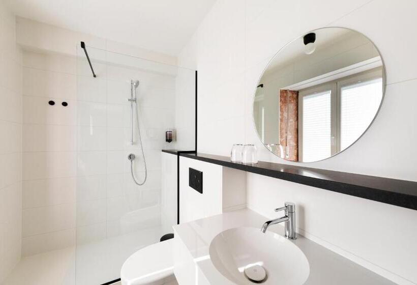 اتاق لوکس با بالکن, -restaurant Beim Schlass