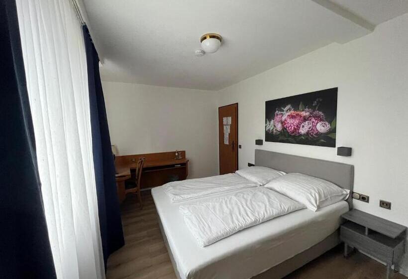 اتاق استاندارد, 9 Enhof