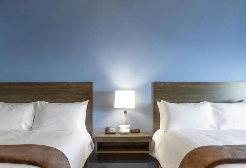 Четырехместный Номер Стандарт, My Place Hotel Grand Rapids Mn