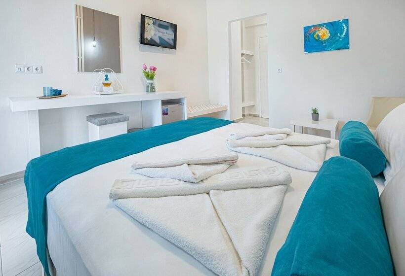 חדר סופריור, Thassian Riviera