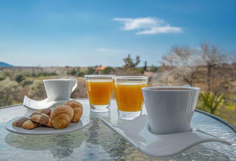 חדר סופריור, Thassian Riviera