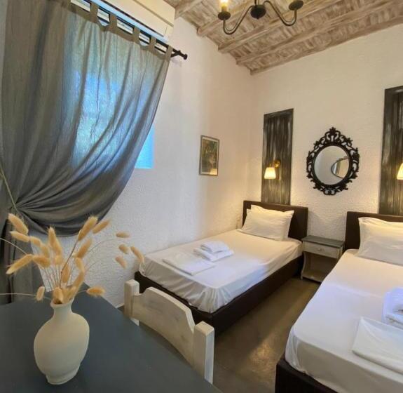 غرفة ديلوكس, Vougli View