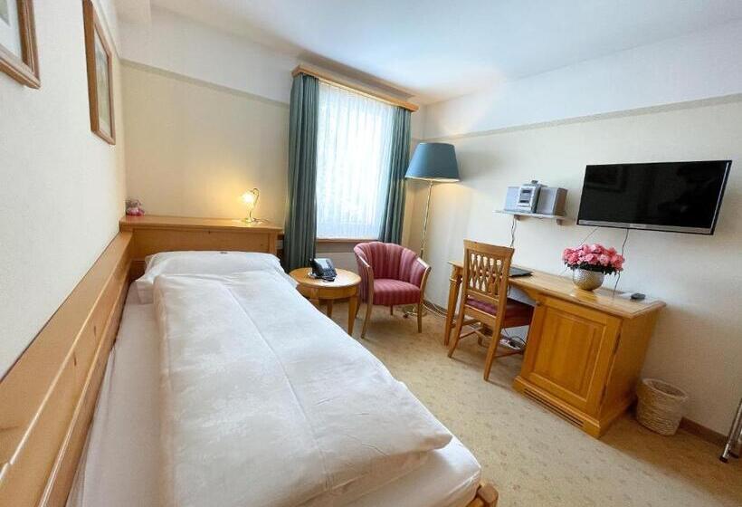 高级单人间, Engadinerhof Superior