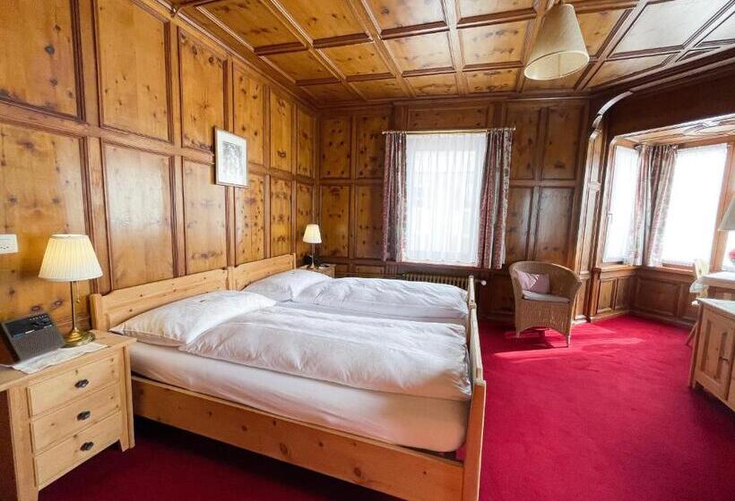 标准间, Engadinerhof Superior