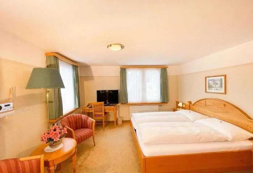 اتاق اکونومی, Engadinerhof Superior