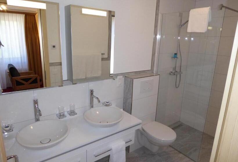 豪华房间, Engadinerhof Superior