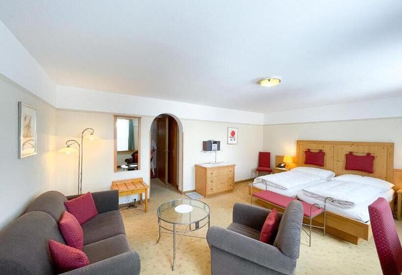 豪华房间, Engadinerhof Superior