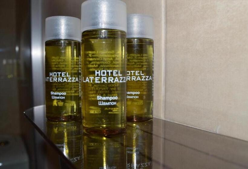 1 Bedroom Apartment Lake View, La Terrazza