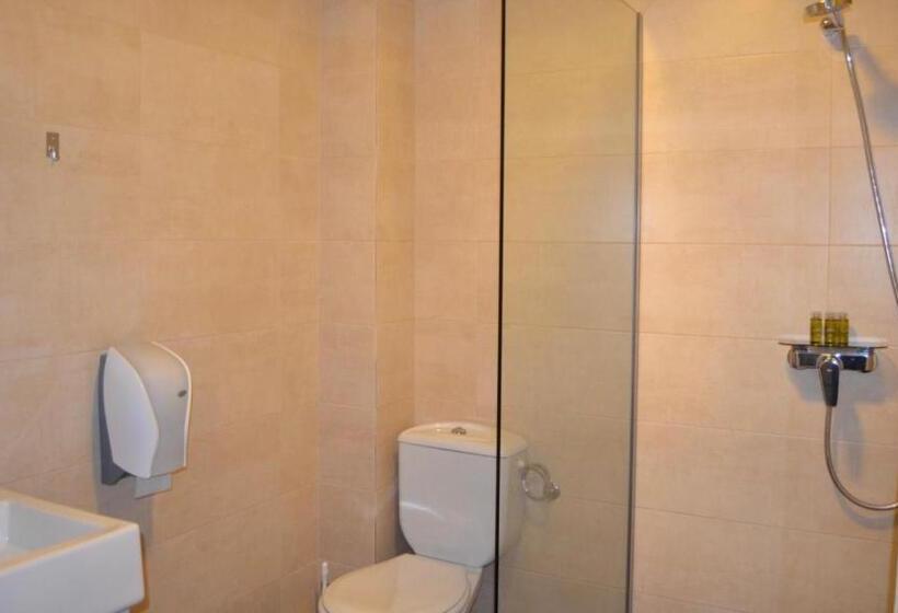 1 Bedroom Apartment Lake View, La Terrazza