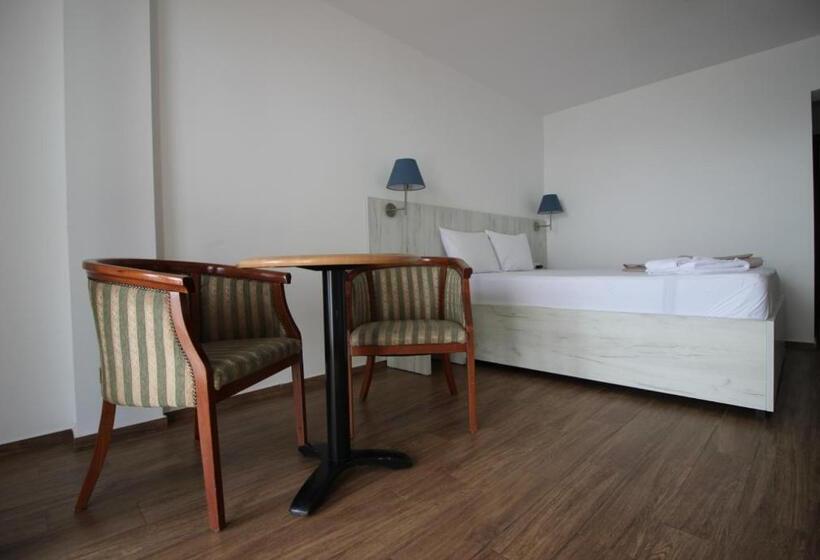 Standaardkamer met Uitzicht op het Meer, La Terrazza